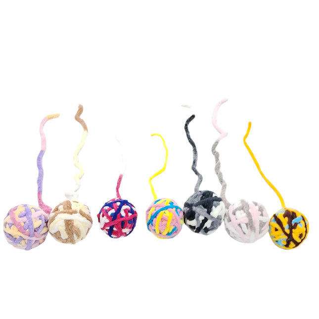 Kitty Cat Yarn Balls