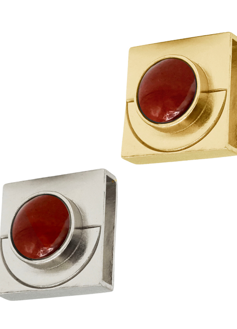 Carnelian Moon Crystal Charm – Gold or Silver | DIPHDA