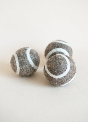 TENNIS BALL WOOL CAT TOY