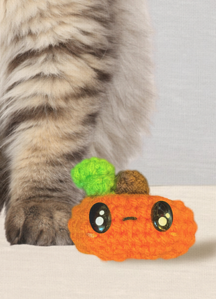 Handmade Catnip Toy | Larry the Pumpkin – A Halloween Chunkle Puff Infused with Miracle Nip Botanicals