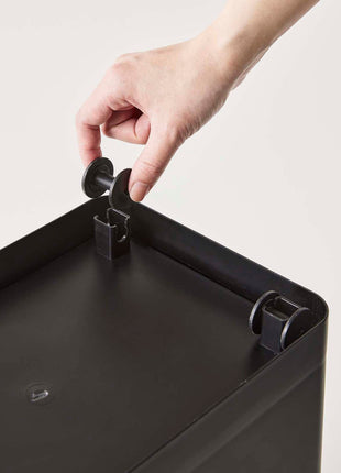 Rolling Airtight Pet Food Container (25 lbs.)