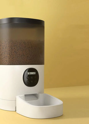 Smartpaws Petpal: Intelligent Pet Feeder with Built-In Camera