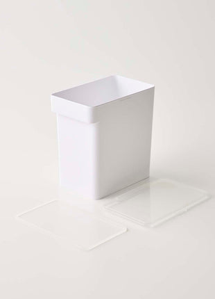 Airtight Pet Food Container - Two Sizes