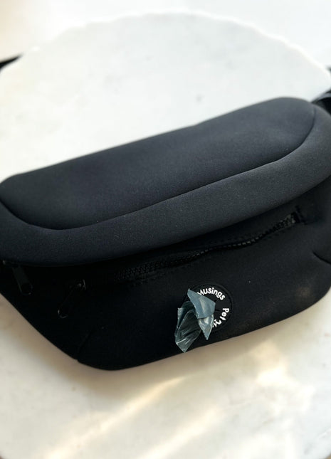 Black Dog Walking Bag