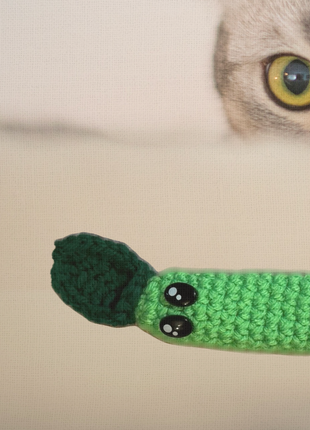 Handmade Catnip Toy | Leaf Stick Chunkle Puff Infused with Miracle Nip Botanicals