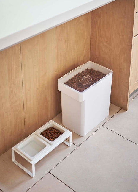 Airtight Pet Food Container - Two Sizes