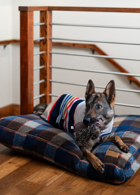 Pendleton Berber Pet Napper