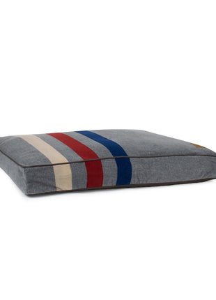 Pendleton Classic Pet Napper