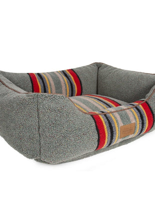 Pendleton Vintage Camp Kuddler