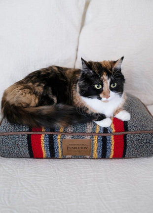 Pendleton Vintage Camp Pet Napper