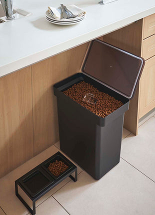 Rolling Airtight Pet Food Container (25 lbs.)