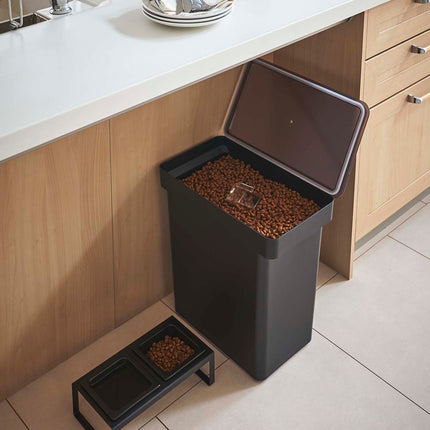 Rolling Airtight Pet Food Container (25 lbs.)