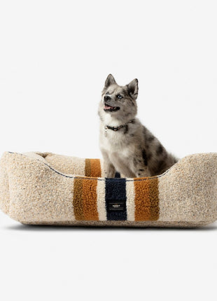 Shinola Brand Stripe Kuddle Berber Dog Bed Oatmeal