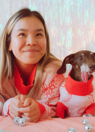 Strawberry Knitted Dog Sweater - Pup List