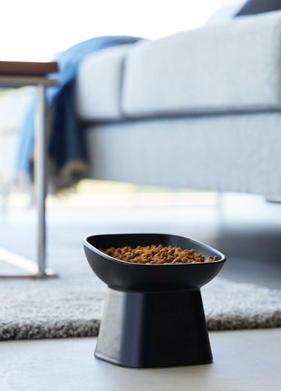 Tilted Pet Food Bowl
